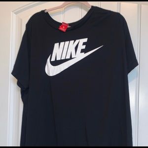 3 plus size Nike shirts